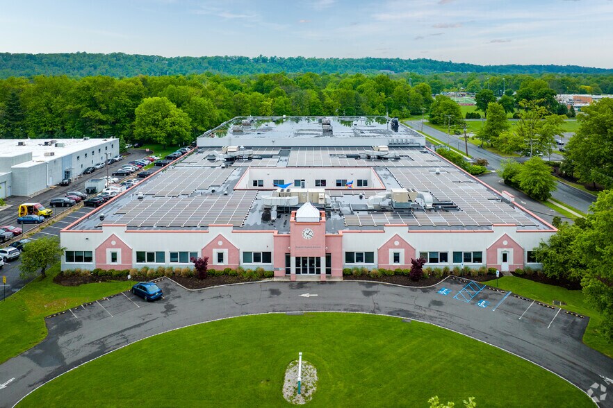 More Photos Of 705 Central Ave, New Providence Warehouse For Lease