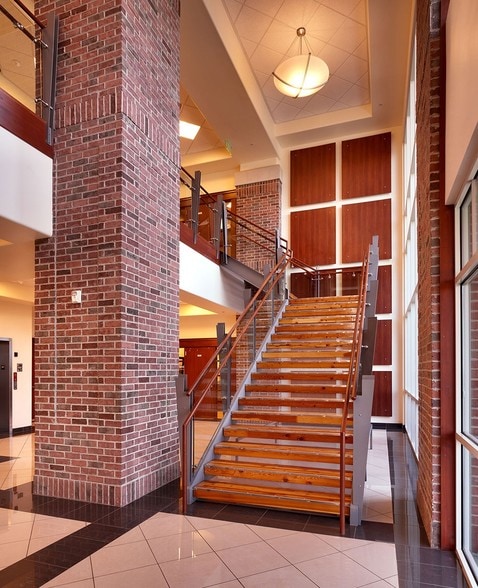 More Photos Of 233 S Pleasant Grove Blvd, Pleasant Grove Office For Sale