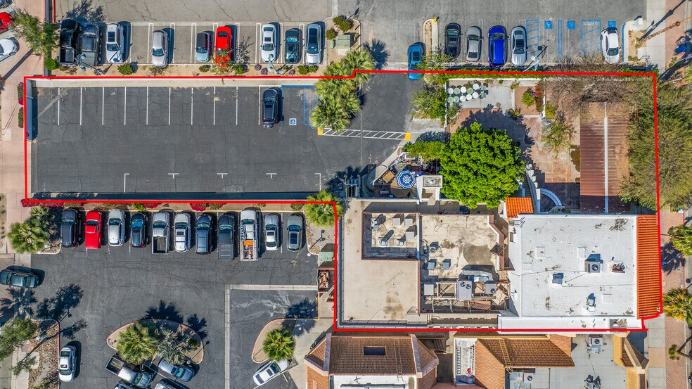 More Photos Of 369 N Palm Canyon Dr, Palm Springs Restaurant For Lease