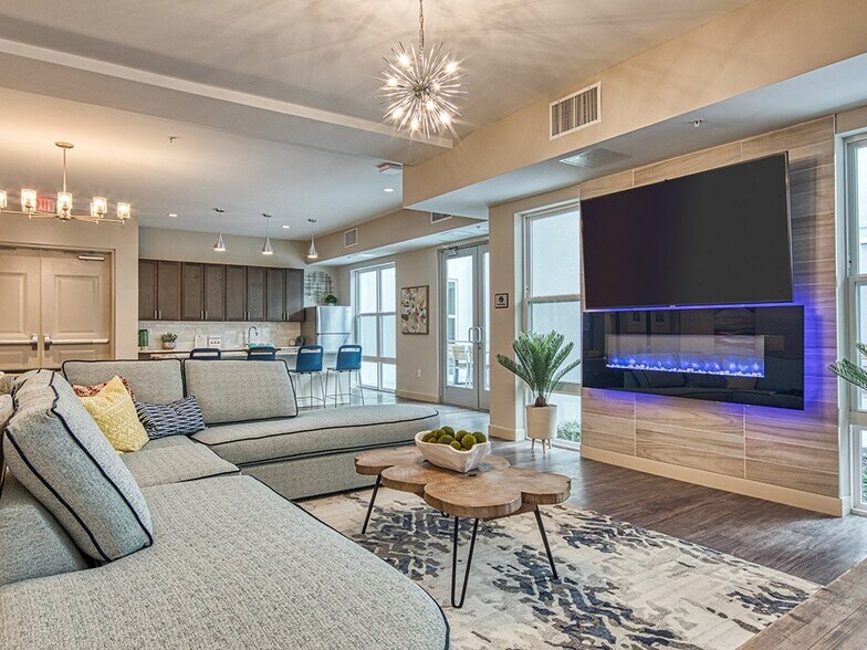 More Photos Of 1850 Merchant Ln, Hampton Apartments For Sale