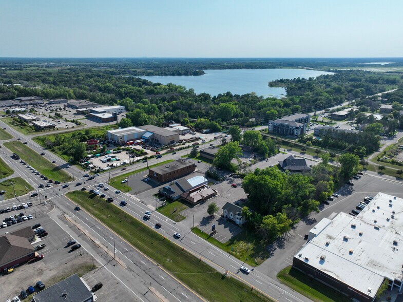 More Photos Of 956 S Lake St, Forest Lake Restaurant For Sale