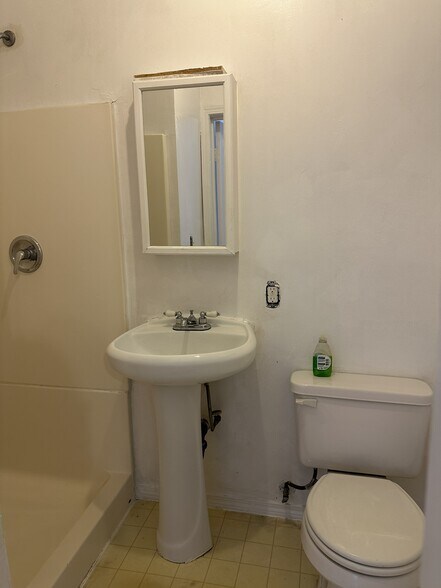 More Photos Of 405 Coronado Ter, Los Angeles Apartments For Sale