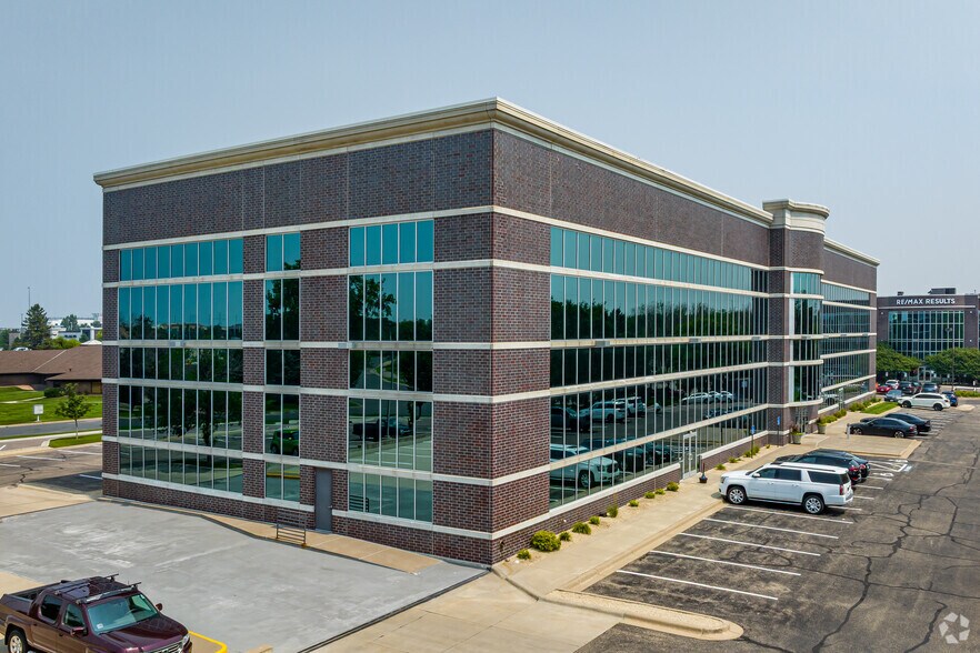 More Photos Of 7365 Kirkwood Ct, Maple Grove Office For Lease