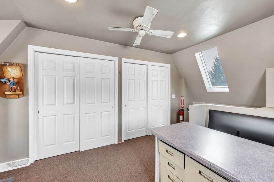 More Photos Of 513-529 Duluth Ave, Sturgeon Bay, Sturgeon Bay General Retail For Sale