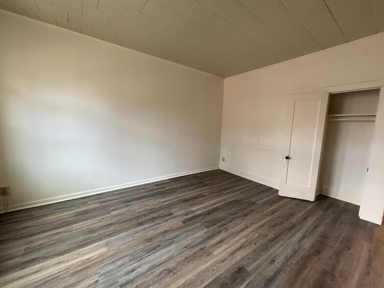 More Photos Of 222 S 15th St, Allentown Apartments For Sale