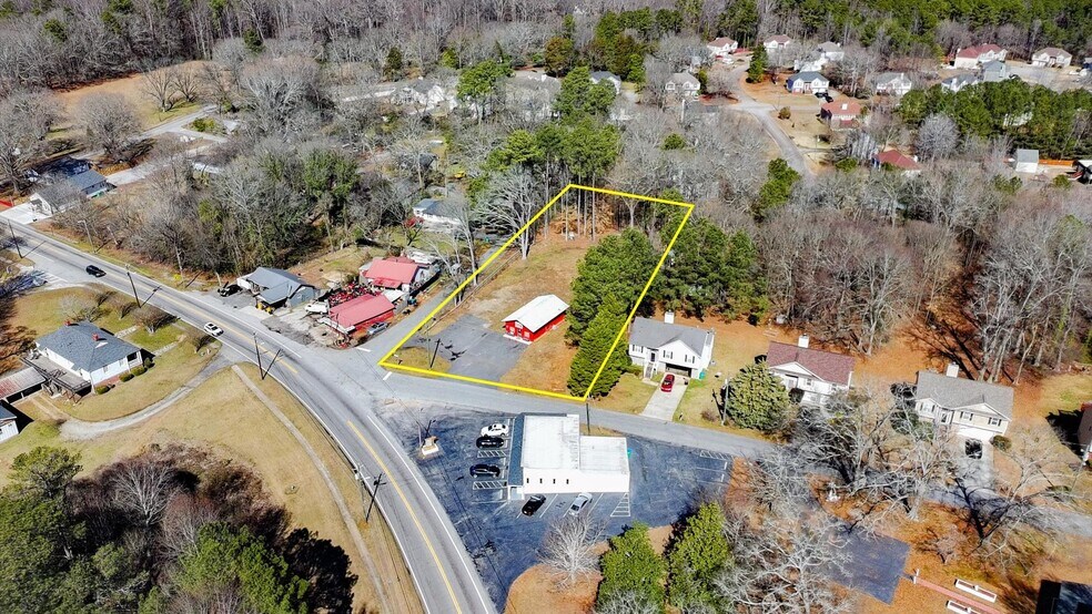 More Photos Of 3230 Oak St, Austell Freestanding For Sale