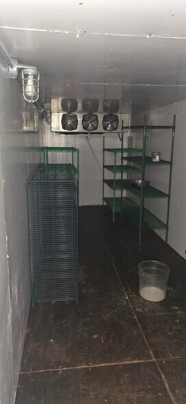 More Photos Of 1401 Texas 16, Graham Restaurant For Sale