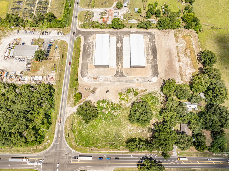 More Photos Of 3023 E C 48, Center Hill Warehouse For Sale