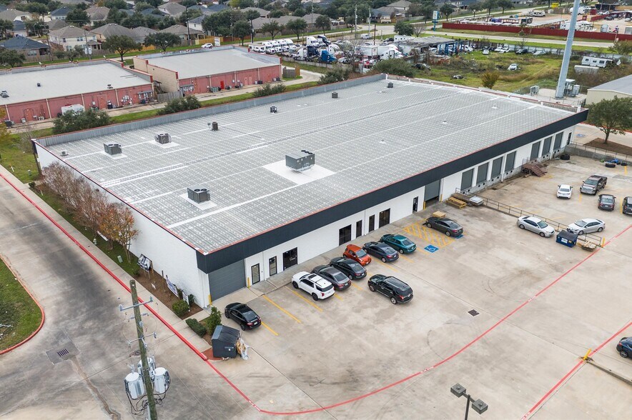 More Photos Of 3115 Fry Rd, Katy Warehouse For Lease