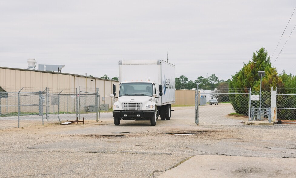 More Photos Of 2760 Gunter Park Dr, Montgomery Manufacturing For Sale
