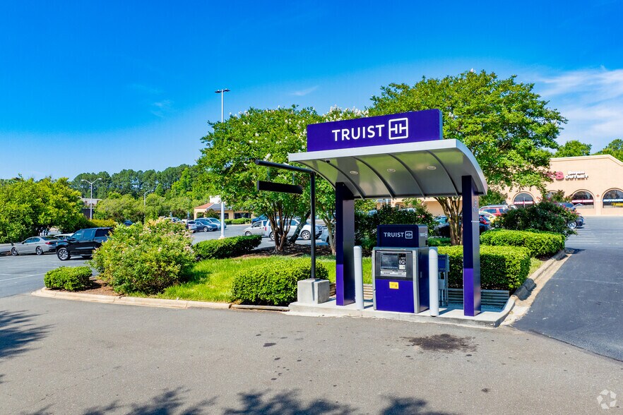 More Photos Of 3823 Guess Rd, Durham Storefront For Sale