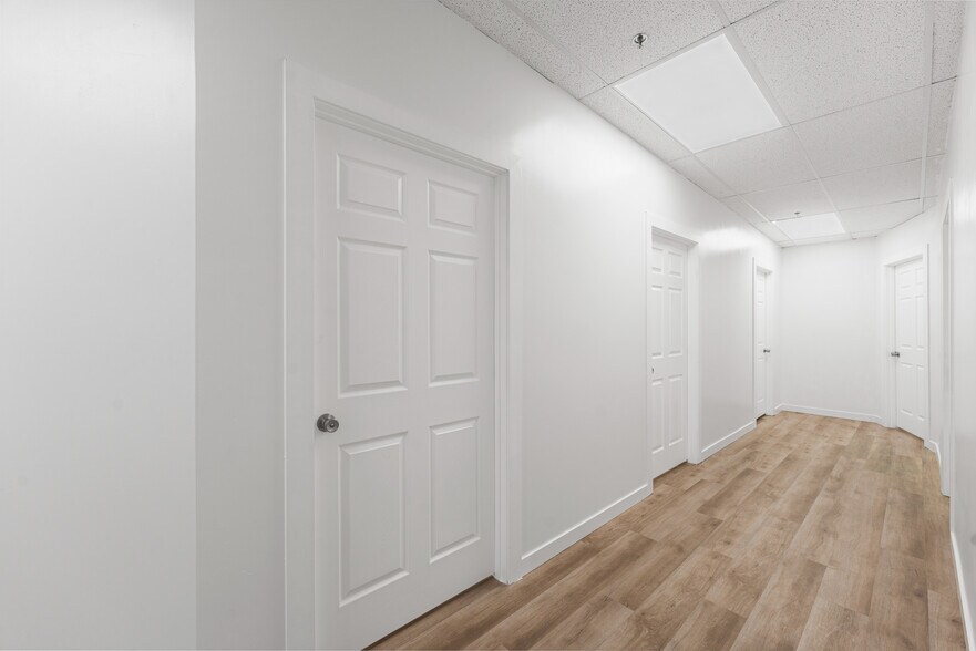 More Photos Of 514 Commerce Ave, Palmdale Medical For Sale