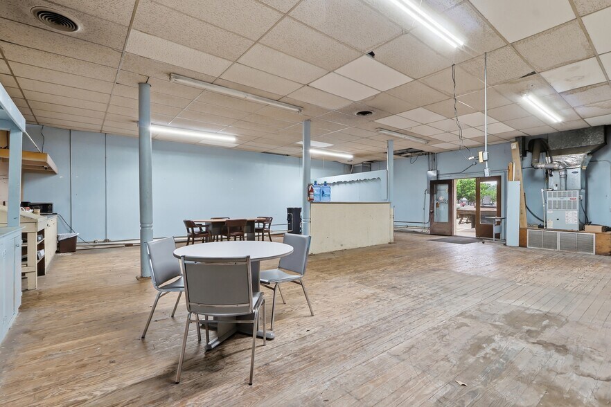 More Photos Of 112 Quitman St, Pittsburg General Retail For Sale