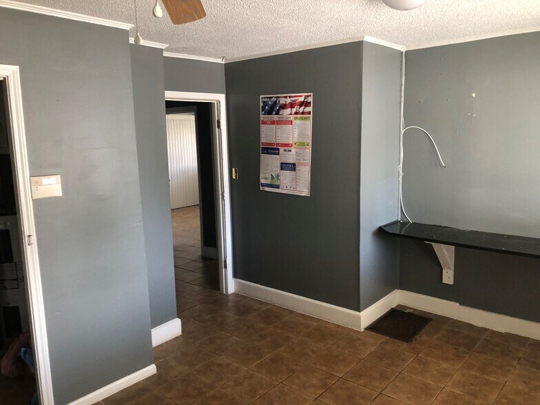 More Photos Of 520 Saluda St, Rock Hill General Retail For Sale