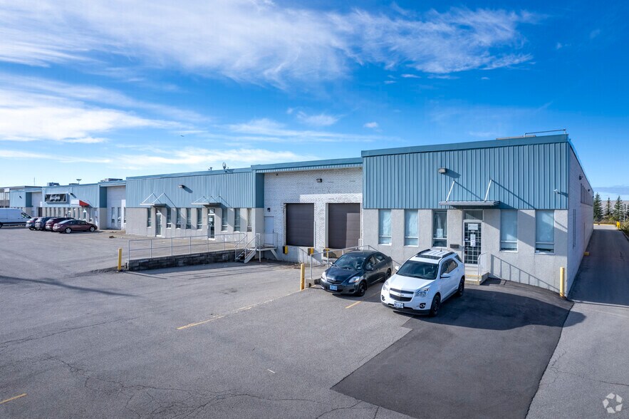 Primary Photo Of 800-850 Flint Rd, Toronto Manufacturing For Lease