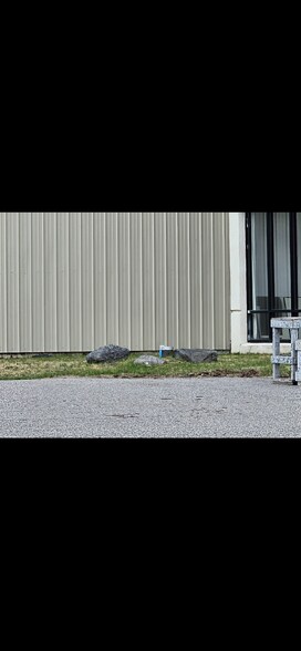 More Photos Of 31 Machias Bay Dr, Cutler Distribution For Lease