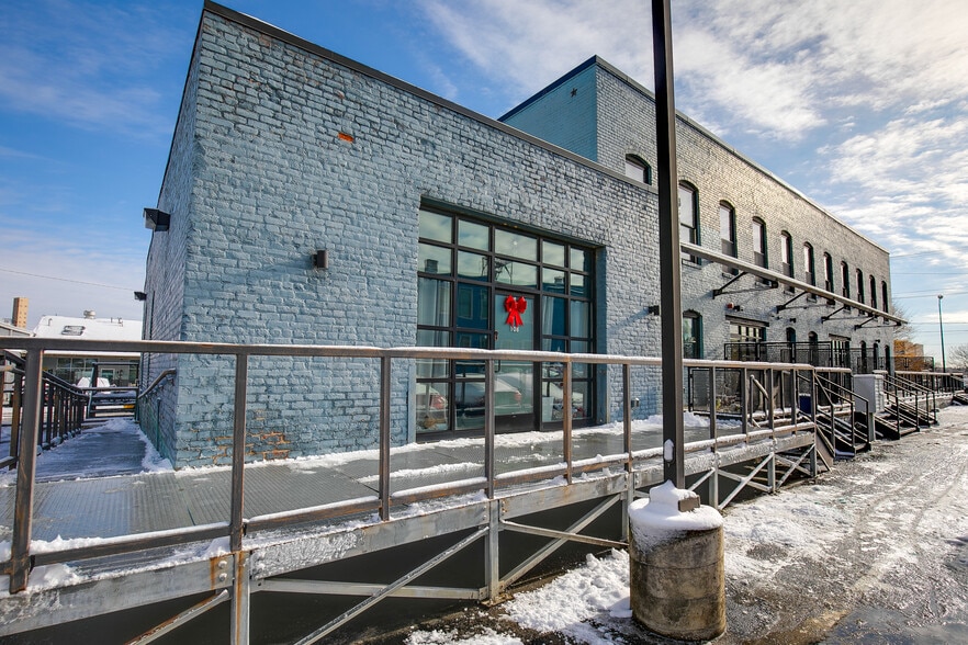 Primary Photo Of 601 Stockton St, Richmond Apartments For Sale