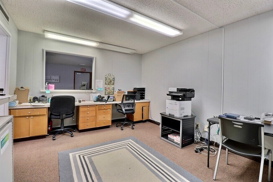More Photos Of 230 E 22nd St, Fremont Medical For Sale