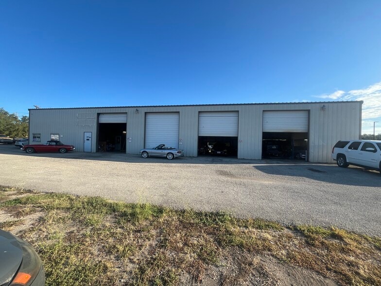 More Photos Of 13000 TX-29, Liberty Hill General Retail For Sale