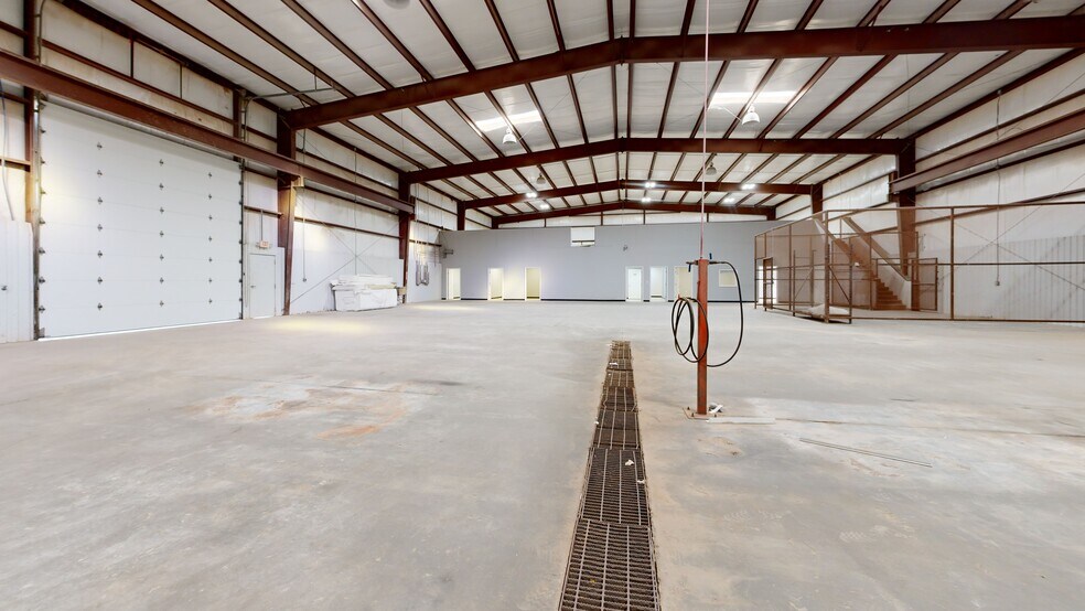 Primary Photo Of 8511 W Interstate 20, Midland Warehouse For Lease