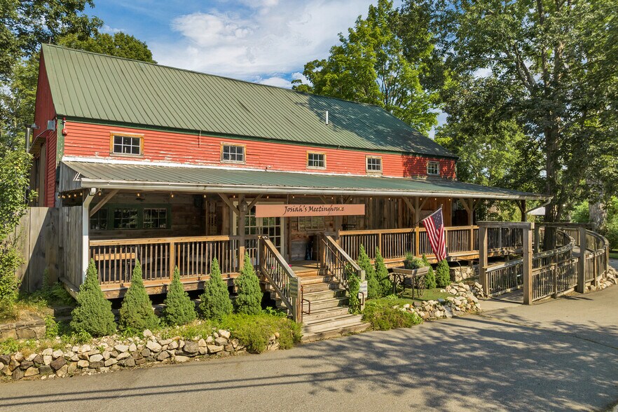 More Photos Of 521 Calef Hwy, Epping Specialty For Sale