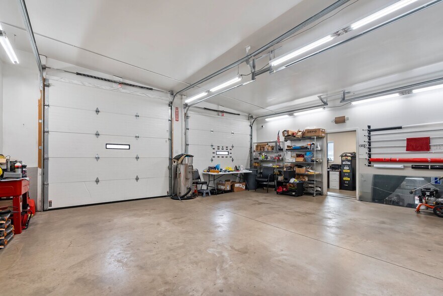 More Photos Of 1413-1415 Elkins Ave, Levittown Freestanding For Lease