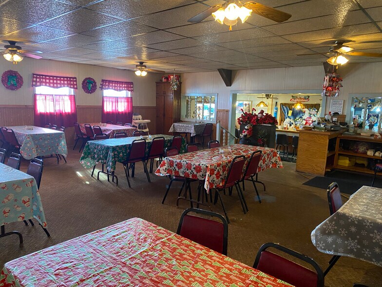 More Photos Of E2578 County Rd S, Casco Bar For Sale