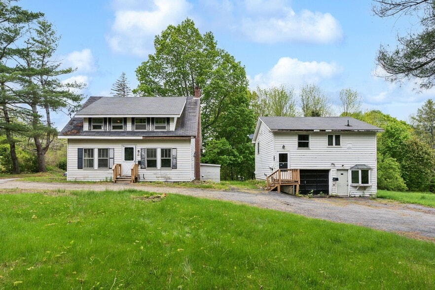 Primary Photo Of 705 Maine Ave, Farmingdale Multifamily For Sale