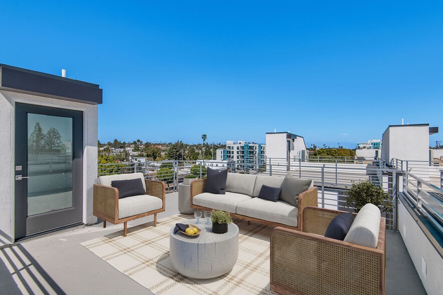 More Photos Of 12610 Venice Blvd, Los Angeles Apartments For Sale