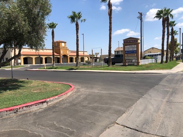More Photos Of 801 E Birch St, Calexico General Retail For Sale
