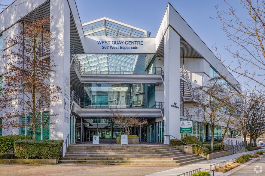 More Photos Of 267 W Esplanade, North Vancouver Office For Lease