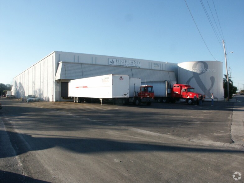 More Photos Of 300 NW Phosphate Blvd, Mulberry Manufacturing For Lease