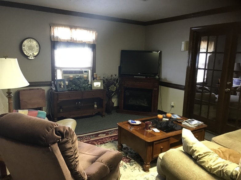 More Photos Of 512 N Berkeley Blvd, Goldsboro Auto Repair For Lease
