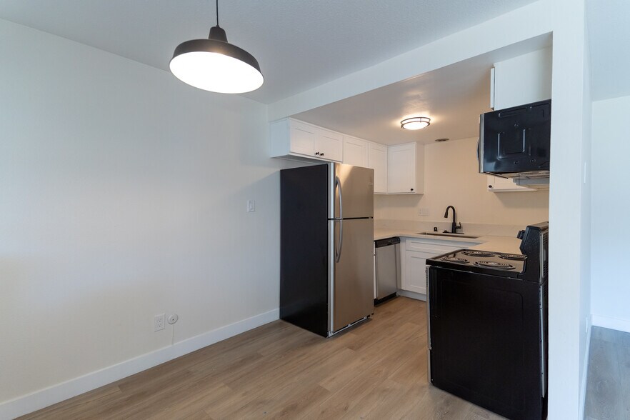 More Photos Of 2830 235th St, Torrance Apartments For Sale