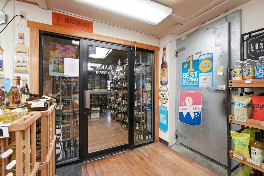 More Photos Of , Eureka Springs Unknown For Sale