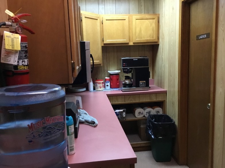 More Photos Of 1462 FM 2199, Marshall Warehouse For Sale