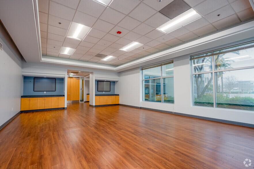More Photos Of 2101 Arena Blvd, Sacramento Office For Lease