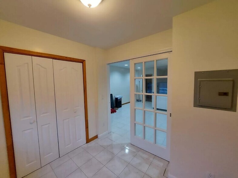 More Photos Of 472 Lake St, Brooklyn Land For Sale