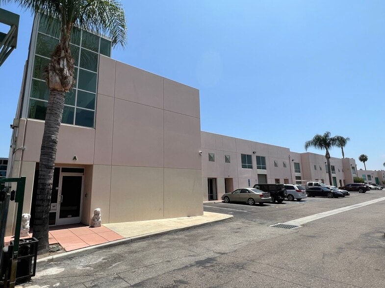 More Photos Of 12335 Denholm Dr, El Monte Warehouse For Lease