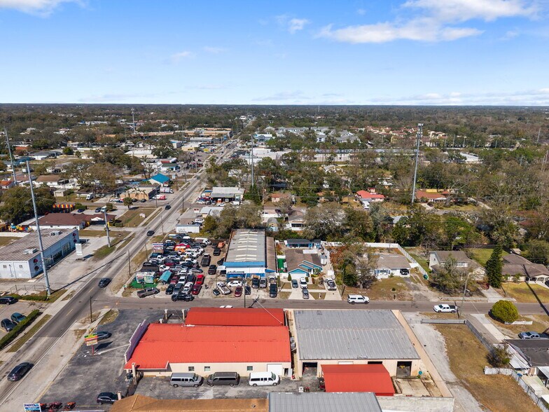 More Photos Of 7941 N Armenia Ave, Tampa Freestanding For Lease