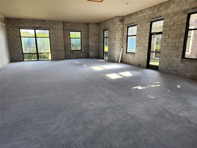 More Photos Of 938 International Pky, Lake Mary Medical For Lease