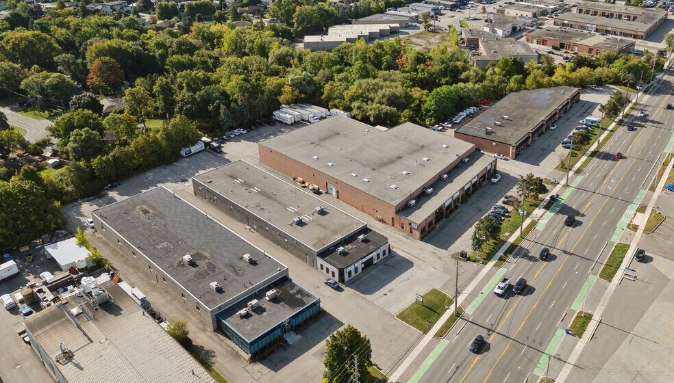 More Photos Of 1346 Speers Rd, Oakville Warehouse For Lease