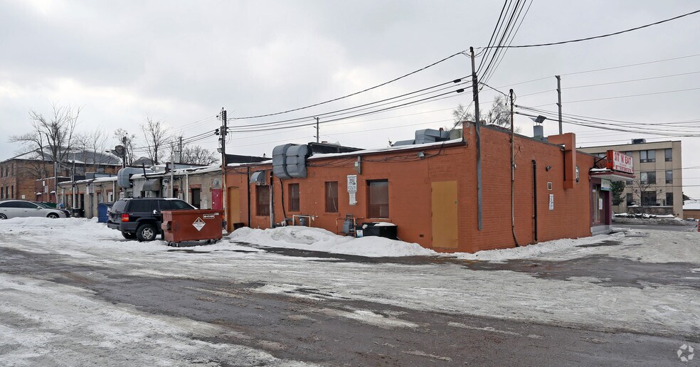 More Photos Of 2861-2875 Keele St, Toronto Department Store For Sale