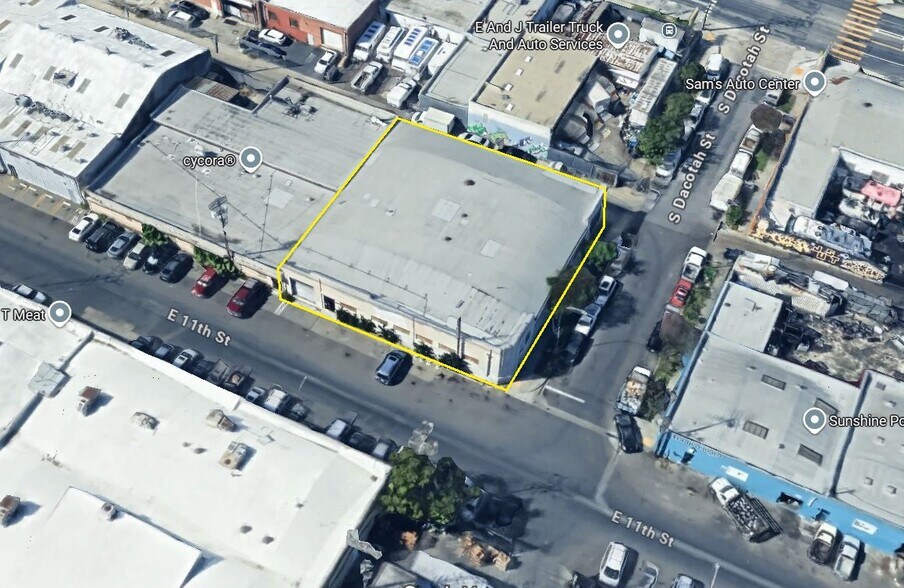More Photos Of 3053 E 11th St, Los Angeles Industrial For Lease