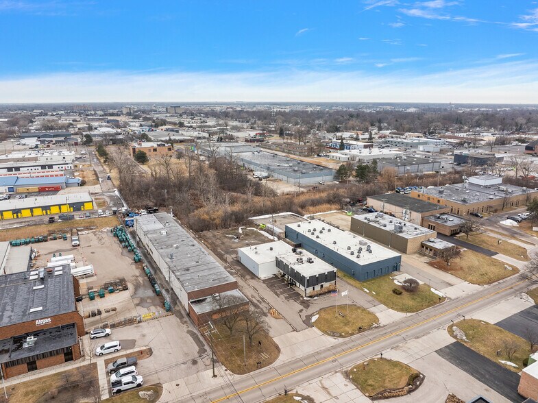 More Photos Of 1216-1218 Combermere Dr, Troy Industrial For Sale