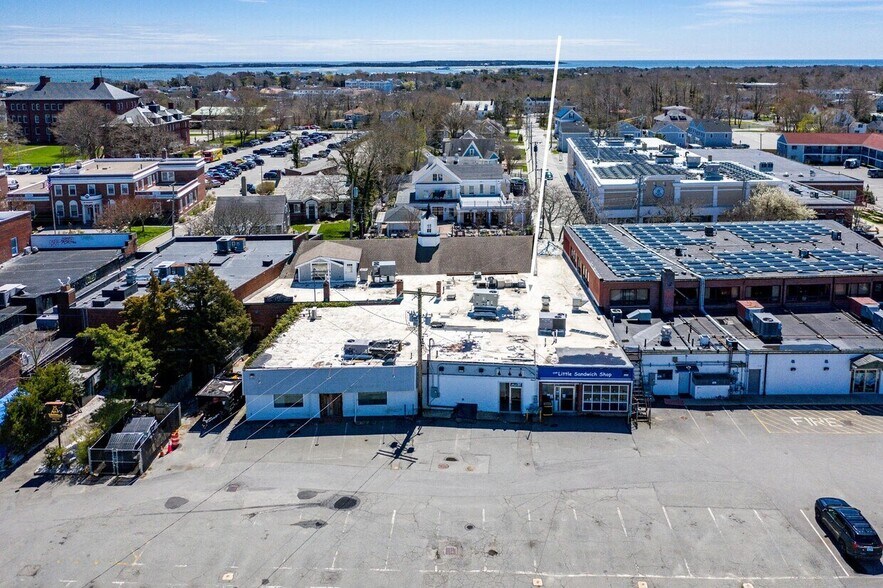 More Photos Of 426-428 Main St, Hyannis Storefront For Lease
