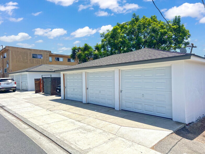 More Photos Of 3301 E Wilton St, Long Beach Apartments For Sale