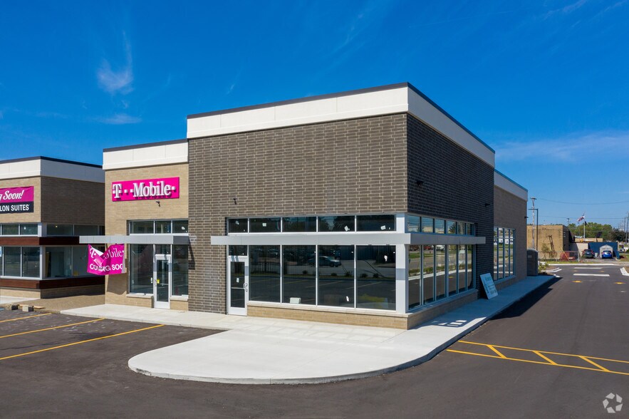 Primary Photo Of 110-132 Ann Arbor Rd W, Plymouth Freestanding For Lease