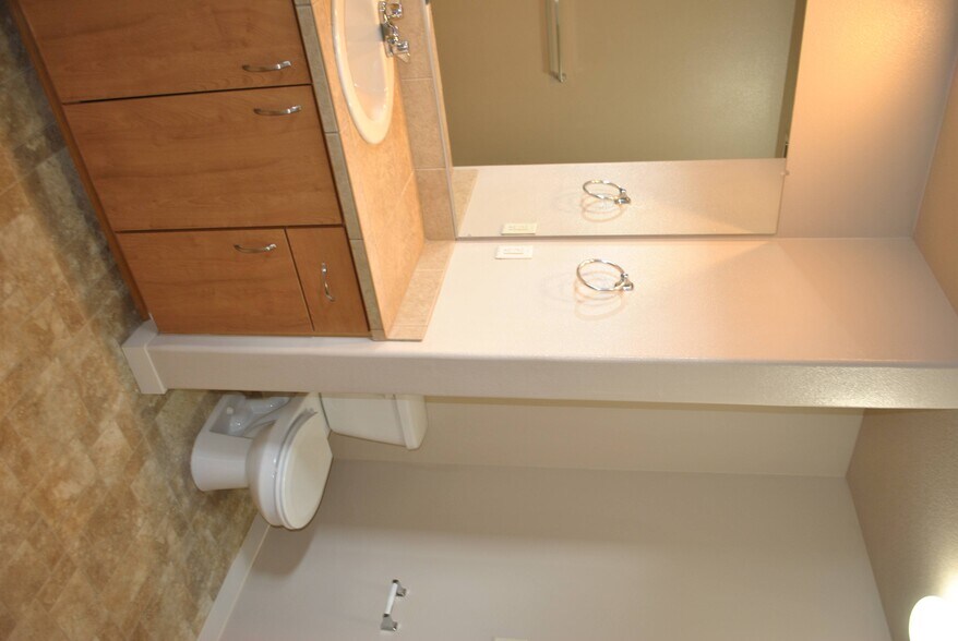 More Photos Of 19731 SW Athena Ct, Aloha Apartments For Sale