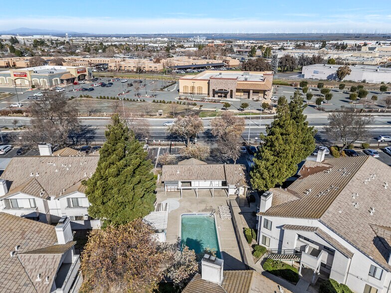 More Photos Of 3101 Buchanan Rd, Antioch Apartments For Sale